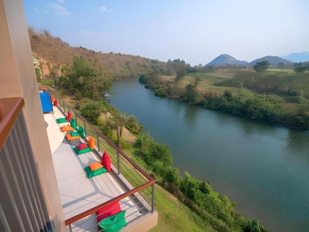 באן קהאנג רהבואט River Kwai Village Hotel מראה חיצוני תמונה